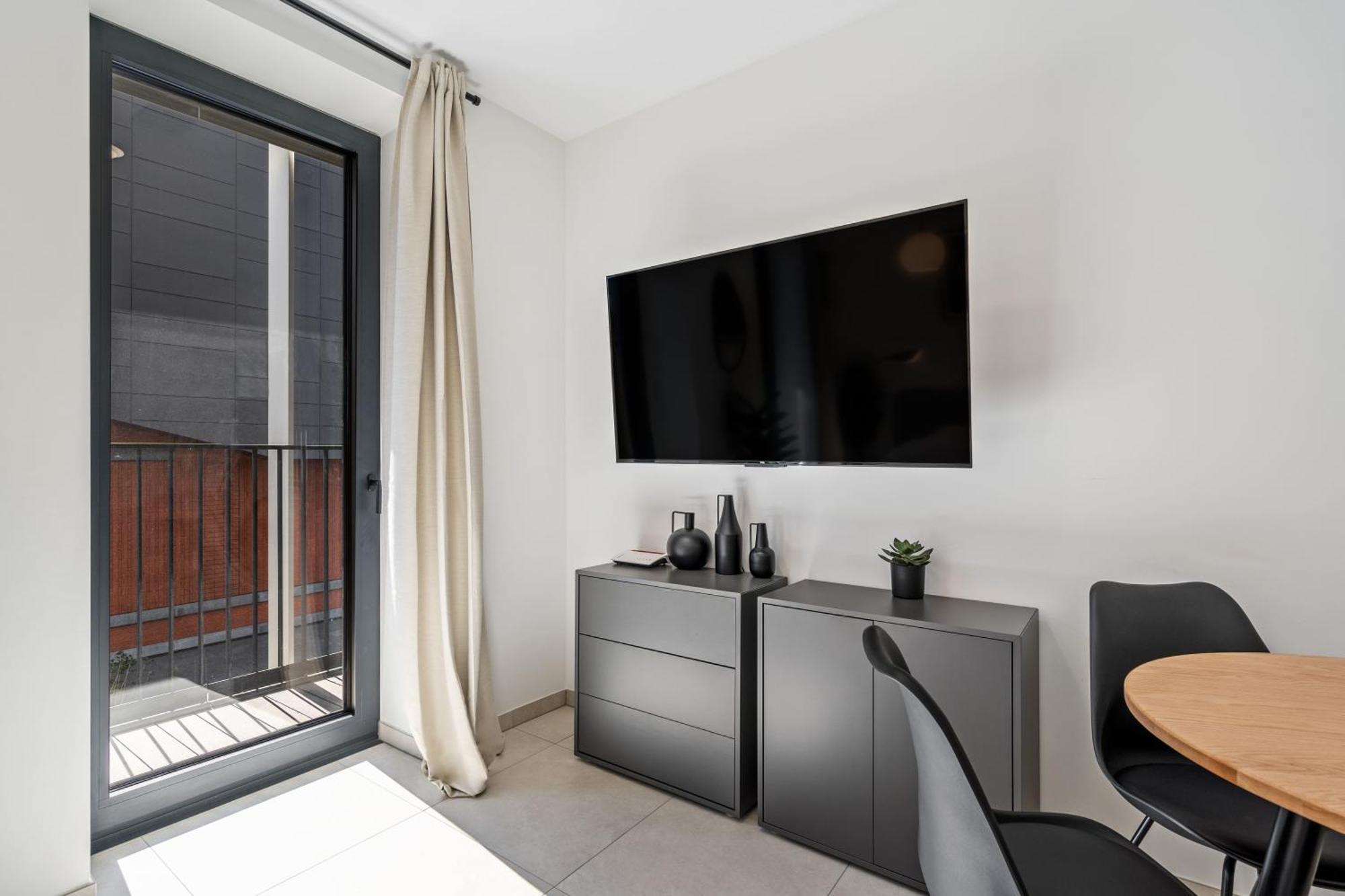Classy Studio Next To Belval Shopping Plaza Esch-sur-Alzette Exterior foto